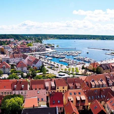 Ferienapartment Abendsonne Mit Direktem Seeblick Und Terasse וארן