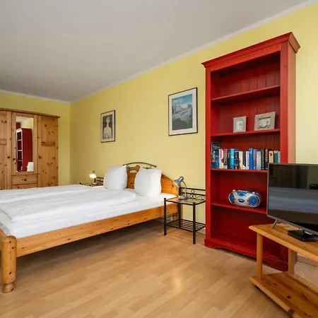 Ferienapartment Abendsonne Mit Direktem Seeblick Und Terasse דירה וארן